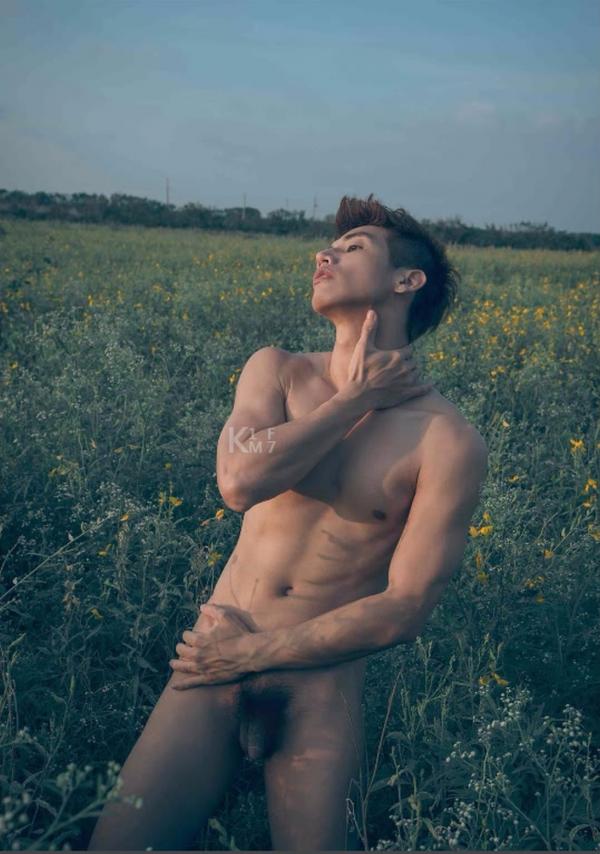 Whoseman-7-平面男模-蔡洋洋---藝術全見版